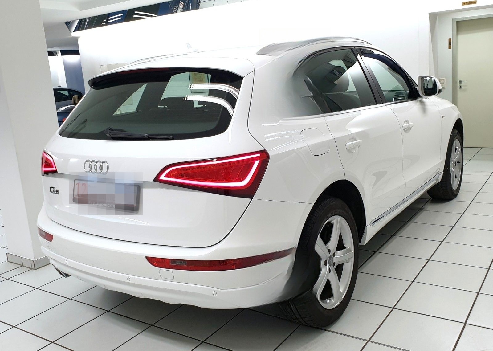 Audi Q5 2.0 TDI Quattro S Line S Tronic AHK NAVI LED foto 6