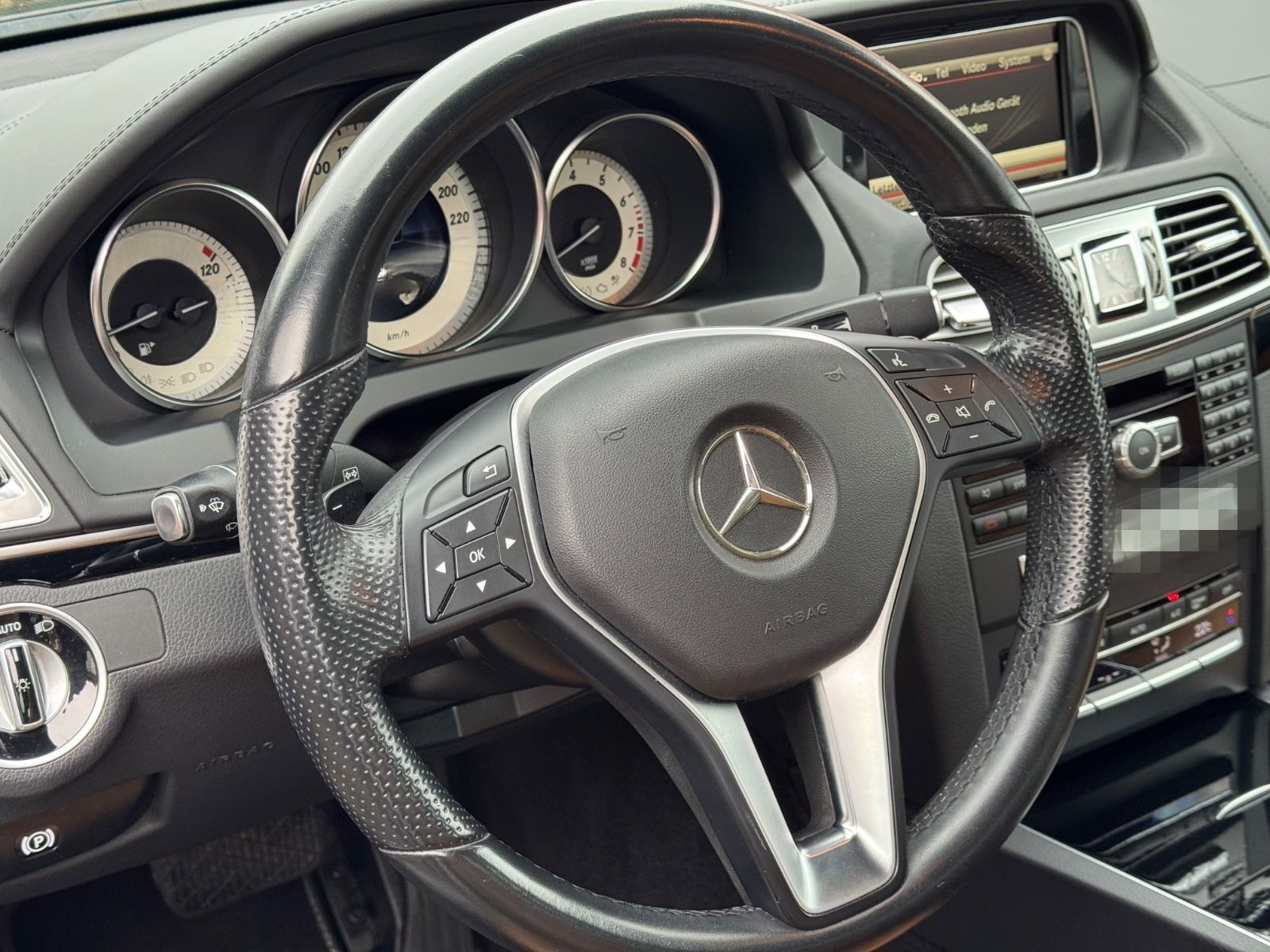 Mercedes-Benz E 350 Coupe 4Matic LEDER 360° ILS H/K MEMORY foto 16