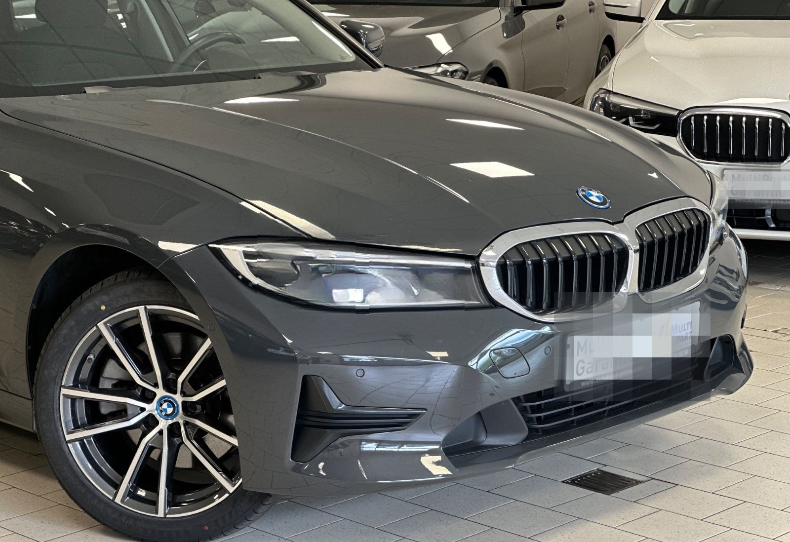 BMW 320e Advantage SAG/Navi/ParkAss/Tempomat/Hi-Fi foto 4