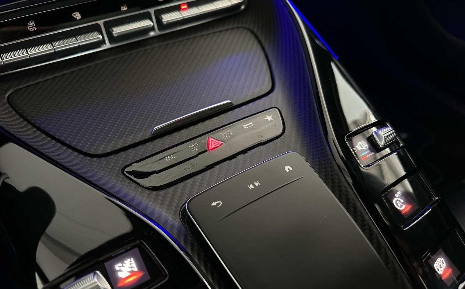 Mercedes-Benz AMG GT GT 53 4MATIC+ | AMG| KERAMIK| FIRST CLASS foto 24