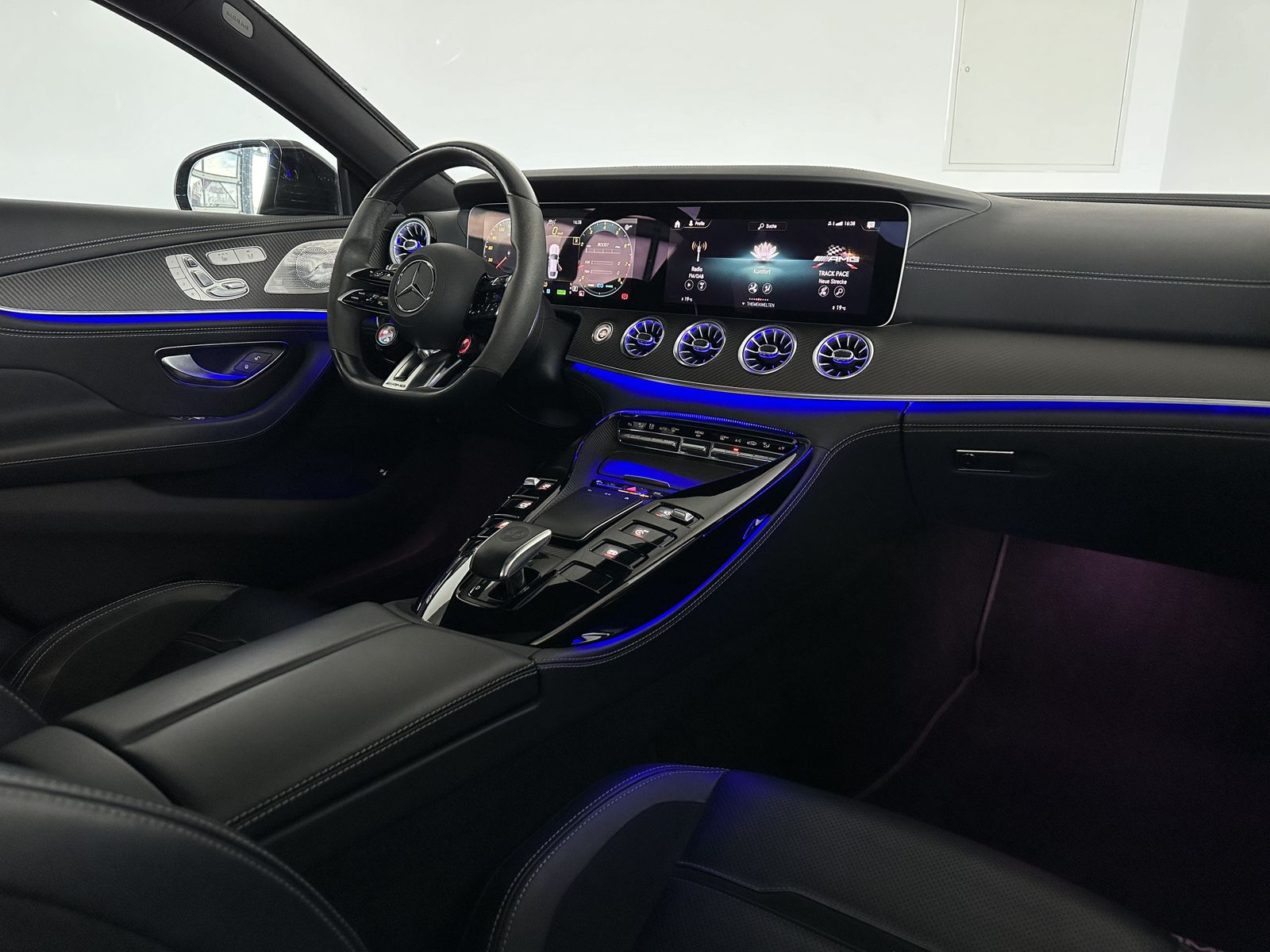 Mercedes-Benz AMG GT GT 53 4MATIC+ | AMG| KERAMIK| FIRST CLASS foto 9