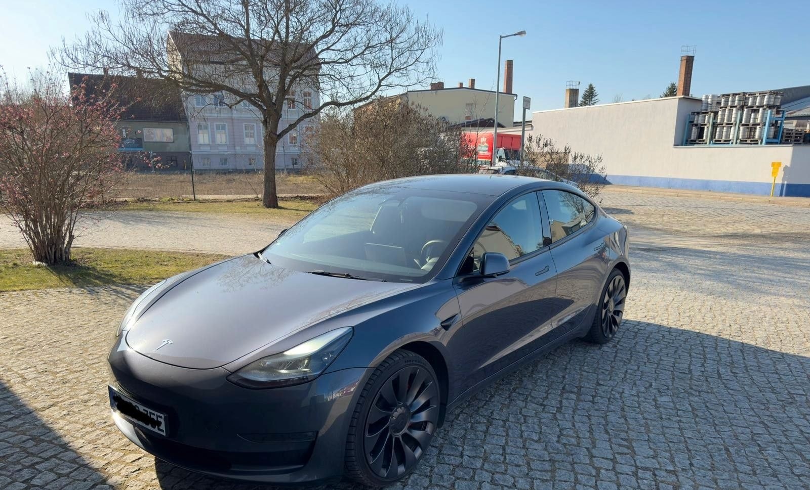 Tesla Model 3 Performance Dual AWD Lift foto 1