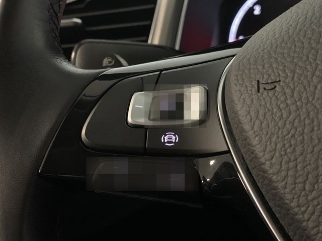 Volkswagen T-Roc 2.0 TDI LED+KAMERA+ACC+SHZ+TEMP+TOTW+SPURH foto 10