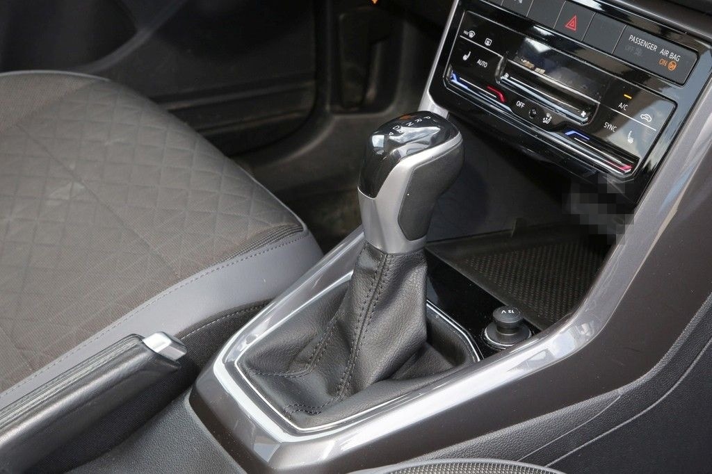 Volkswagen T-Cross 1.0 TSI DSG Style '17 ACC APP Connect IQ foto 10