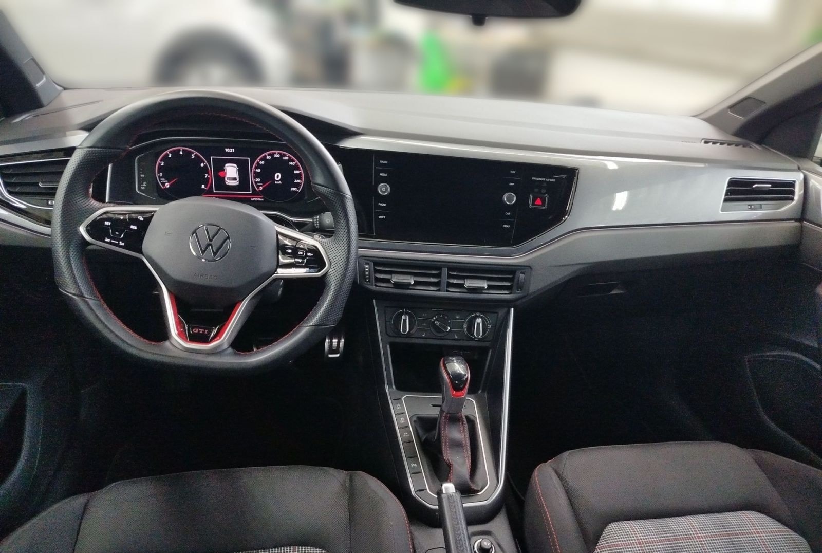 Volkswagen Polo 2.0 TSI DSG GTI FrontAssist IQ.Light DAB+ foto 11