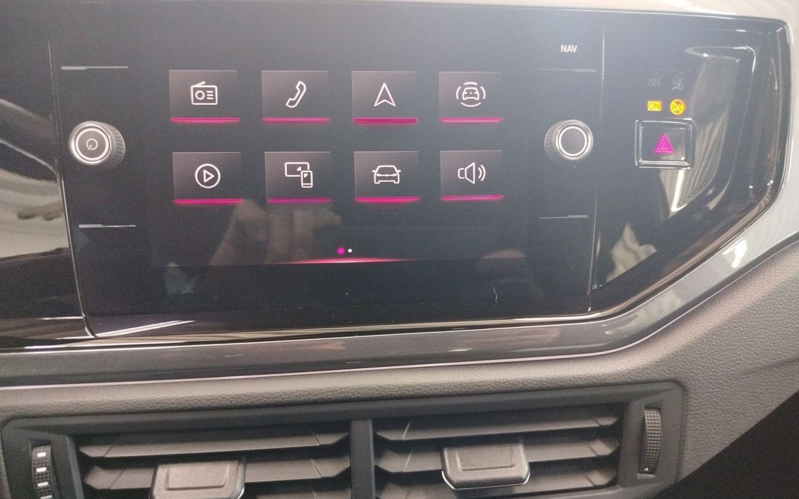 Volkswagen Polo 2.0 TSI DSG GTI FrontAssist IQ.Light DAB+ foto 9