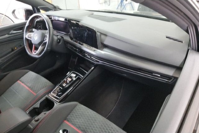 Volkswagen Golf VIII 2.0 TSI DSG GTI Clubsport Navi IQ.Ligh foto 3