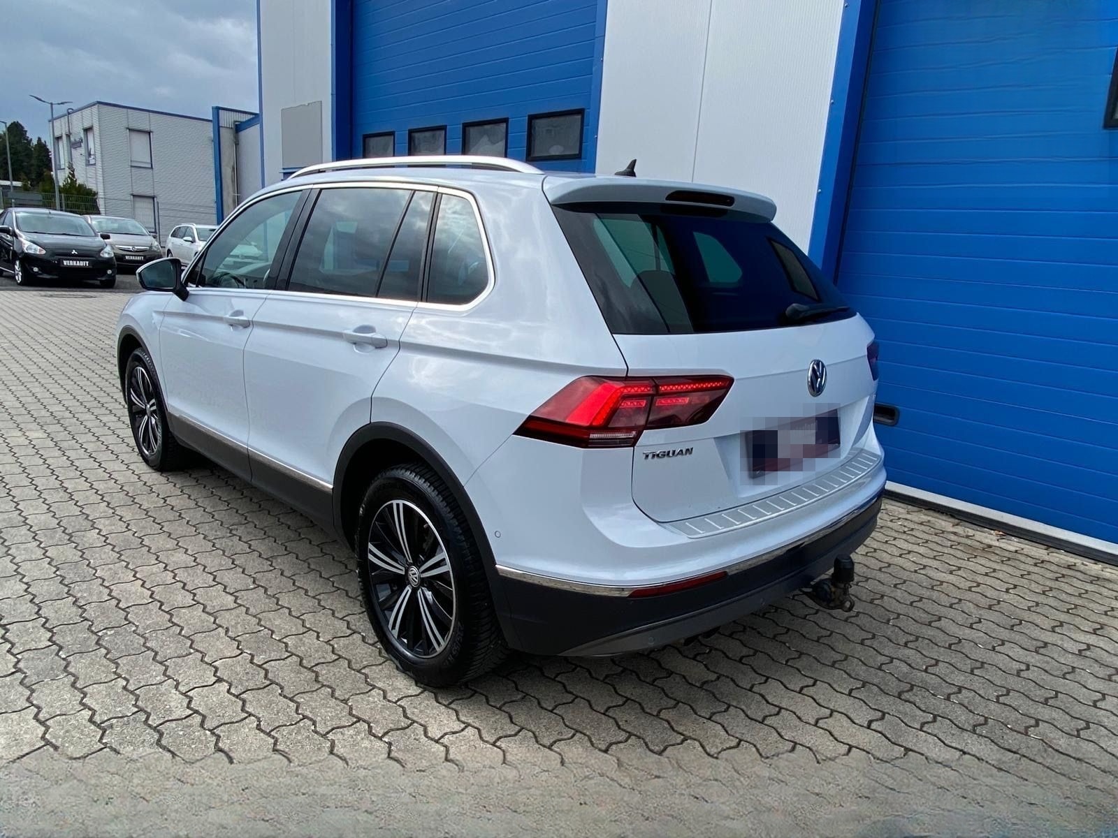 Volkswagen Tiguan Highline 4Motion LED AHK Pano Navi Dynaud foto 7
