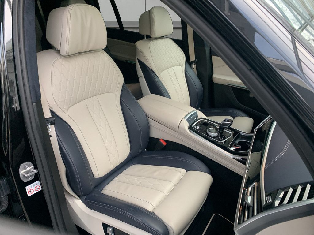 BMW X7 M50i xDrive LASER NAVI HUD PANO STANDH 360° foto 5