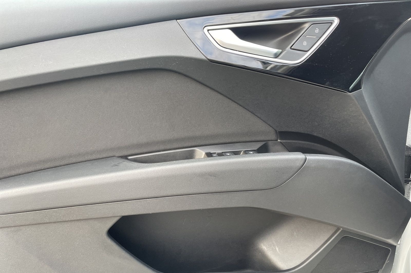 Audi Q4 e-tron 35 e-tron 125 kW SITZHZG PDC CONNECT foto 10