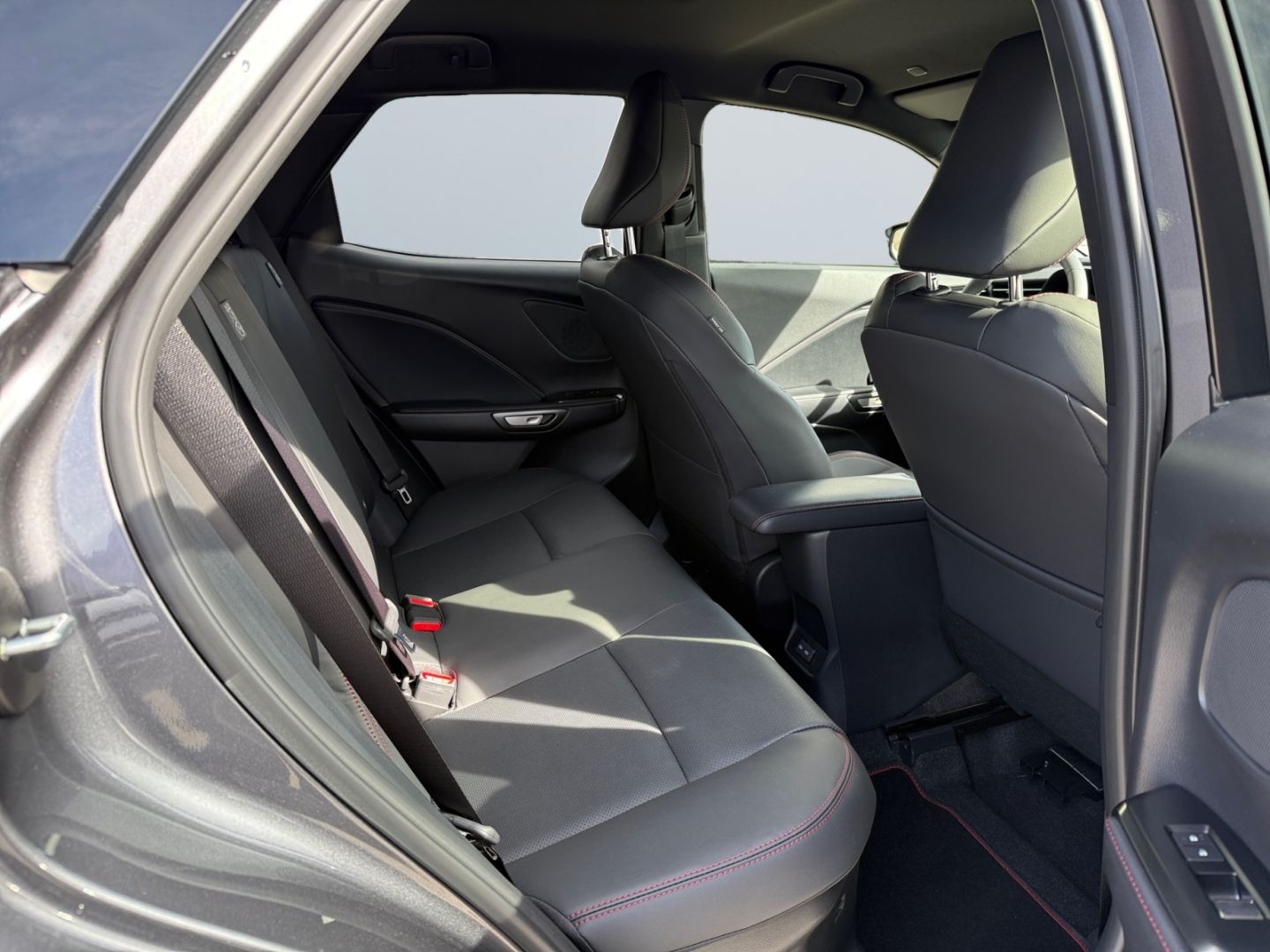 Lexus LBX FWD Emotion *LED*ACC*CarPlay*CAM*el. Heck*SH foto 20