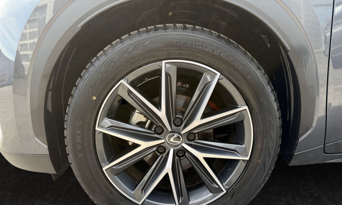 Lexus LBX FWD Emotion *LED*ACC*CarPlay*CAM*el. Heck*SH foto 22