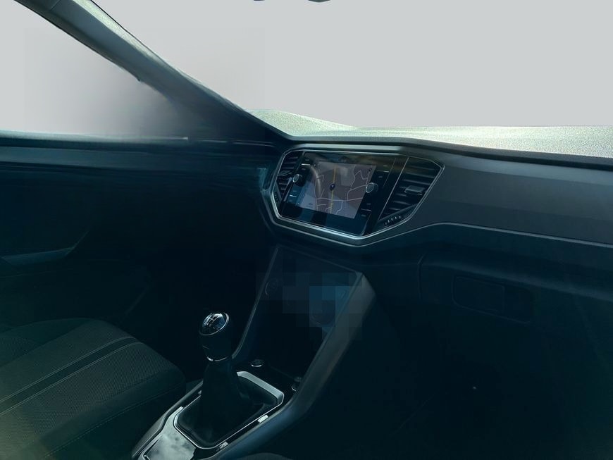 Volkswagen T-Roc Style 1.5 TSI Pano Kamera Navi foto 12