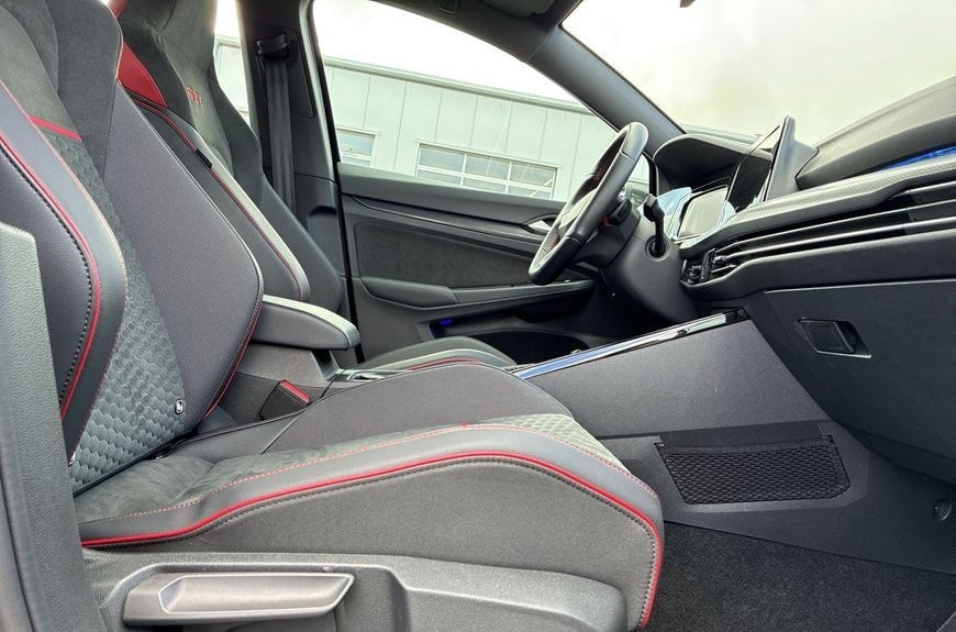 Volkswagen Golf GTI 2.0 TSI Clubsport OPF DSG Pano IQ.Light foto 16