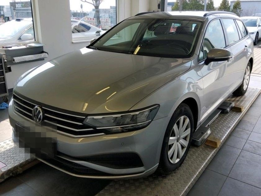 Volkswagen Passat Variant 1.5 TSI RFK*LED*Navi*DAB*SHZ foto 2