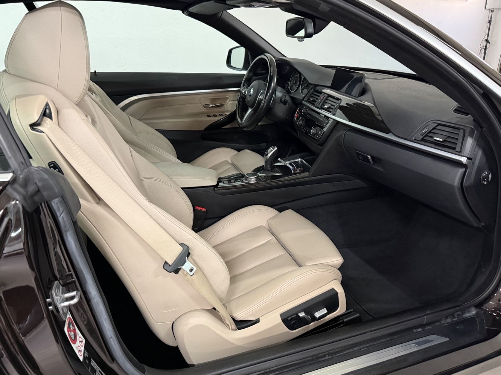 BMW 430d Cabrio Sport Line/NAVI/LED/SURROUND/HEAD-UP foto 21