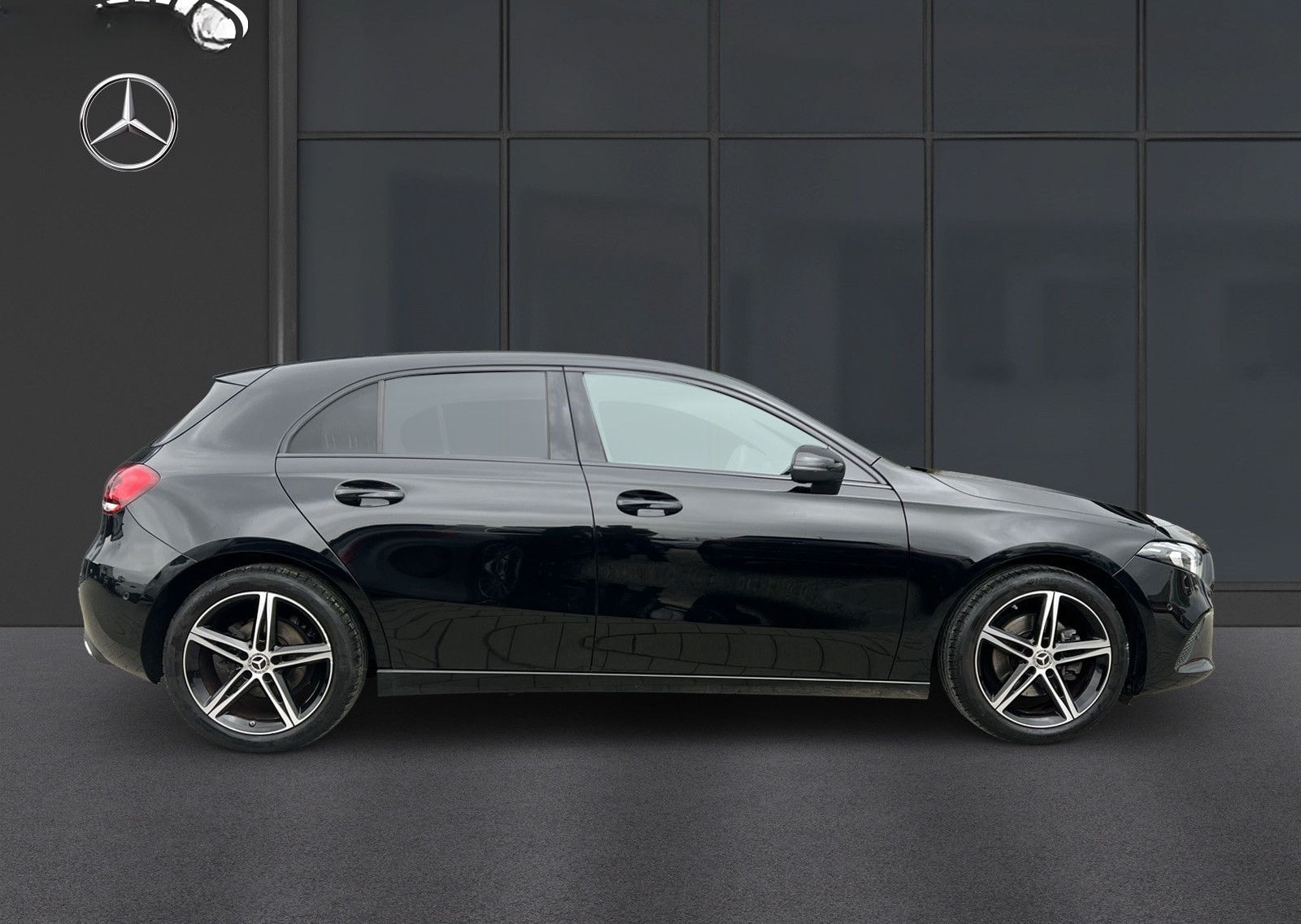 Mercedes-Benz A 200 Progressive Nightpaket MBUX High-LED SHZ foto 3