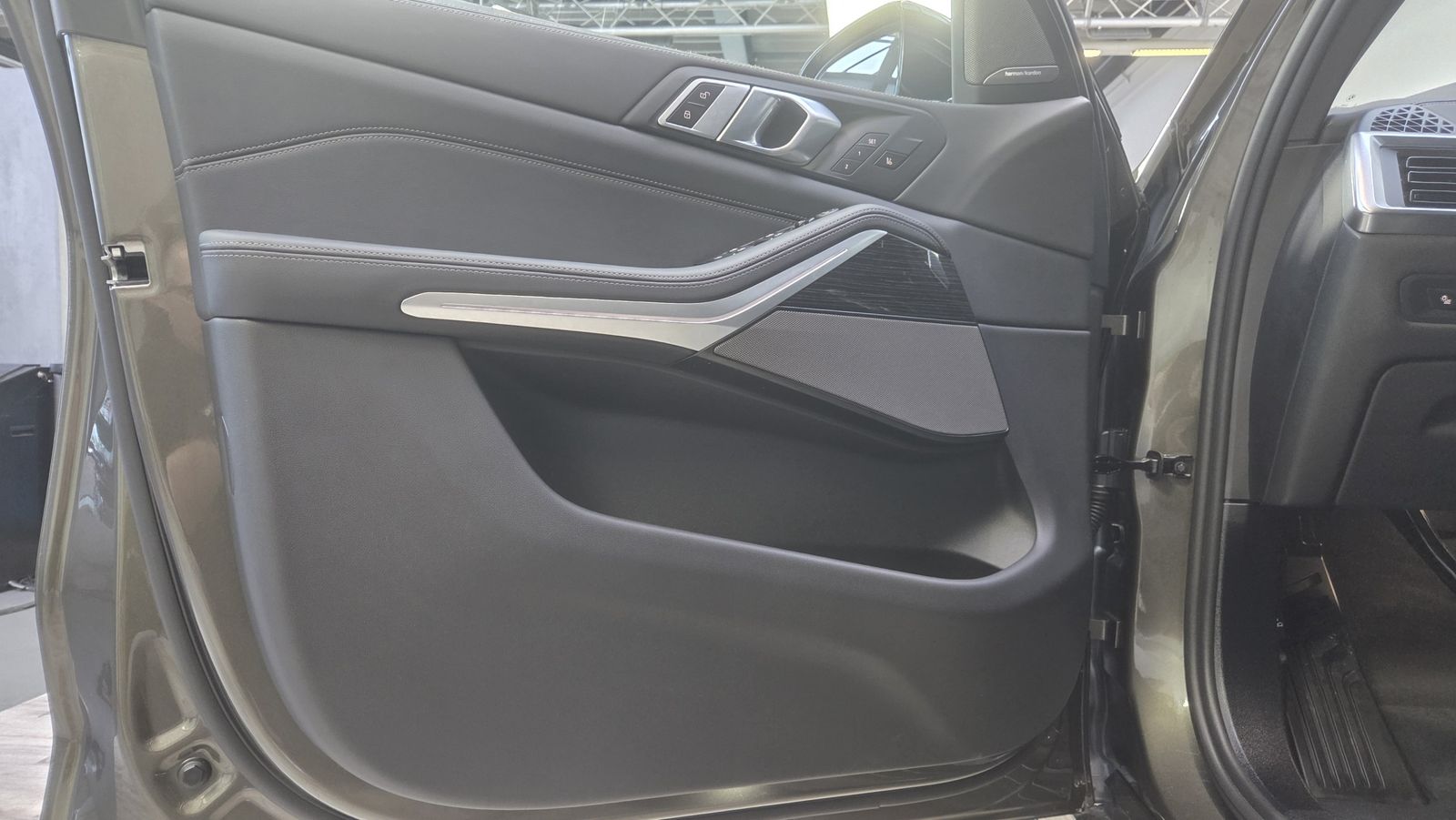 BMW X5 xDr40d M Sport Pro 22Zoll AHK Pano ACC 360° foto 17