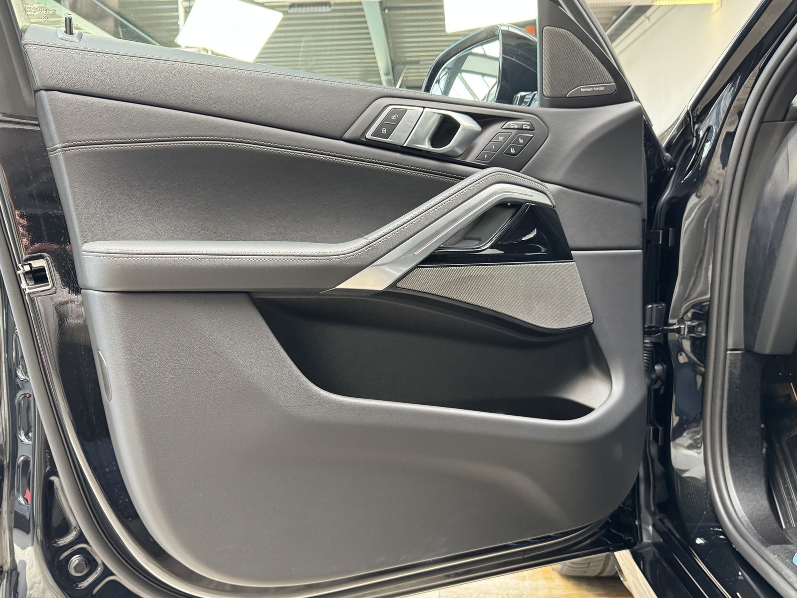 BMW X6 xDrive40d M Sport Pro 22Zoll AHK Massage ACC foto 18