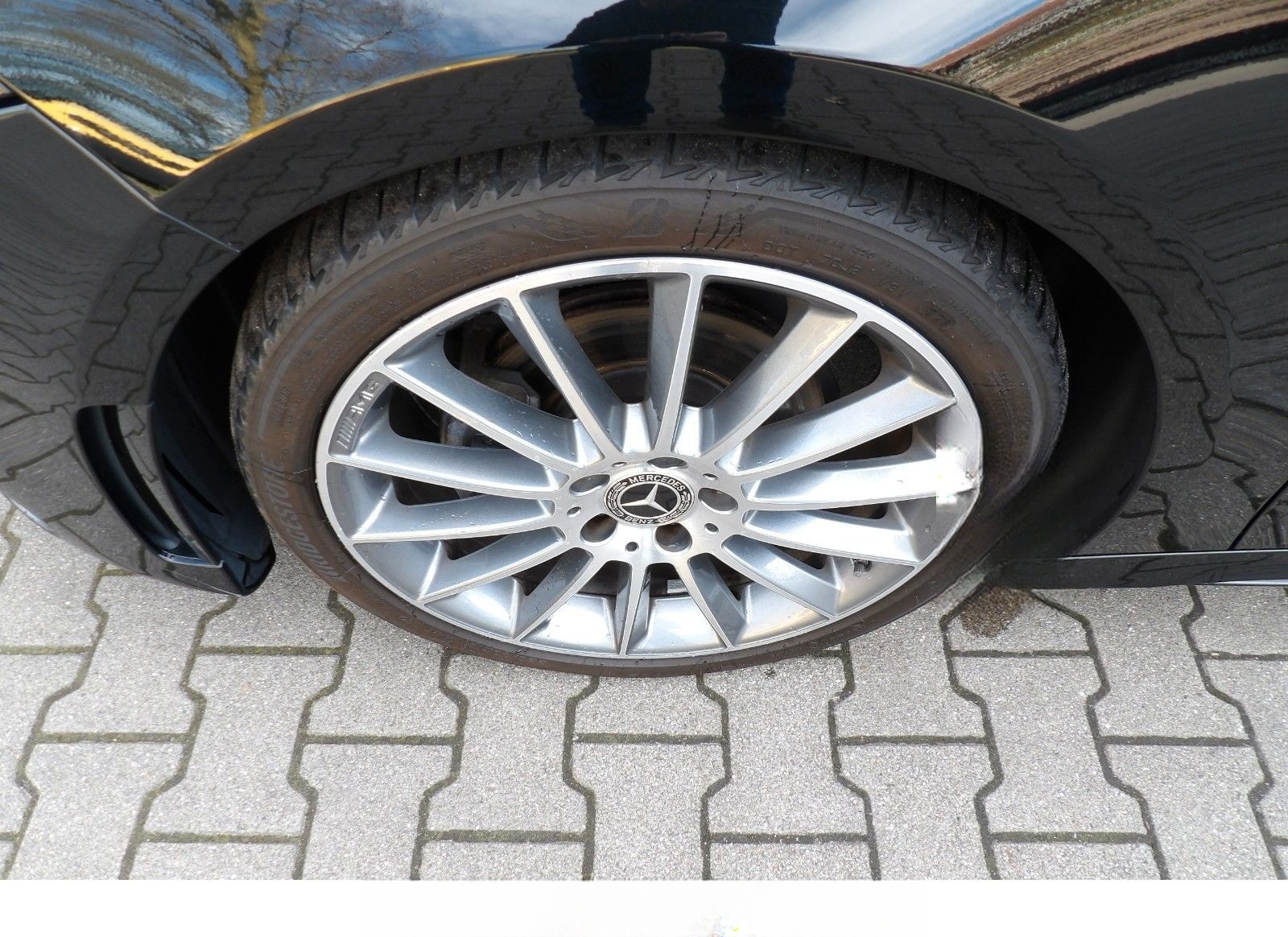 Mercedes-Benz A200 AMG Line Sportsitze Navi MBUX 19Zoll foto 17