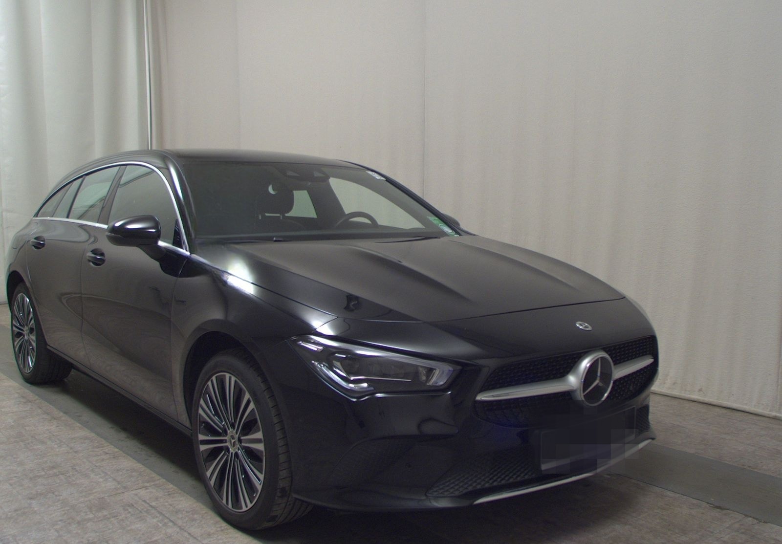 Mercedes-Benz CLA 250 Shooting Brake e Progressive Navi MB-LED foto 3