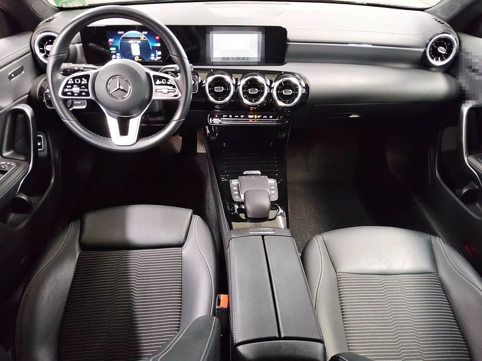 Mercedes-Benz CLA 250 Shooting Brake e Progressive Navi MB-LED foto 5