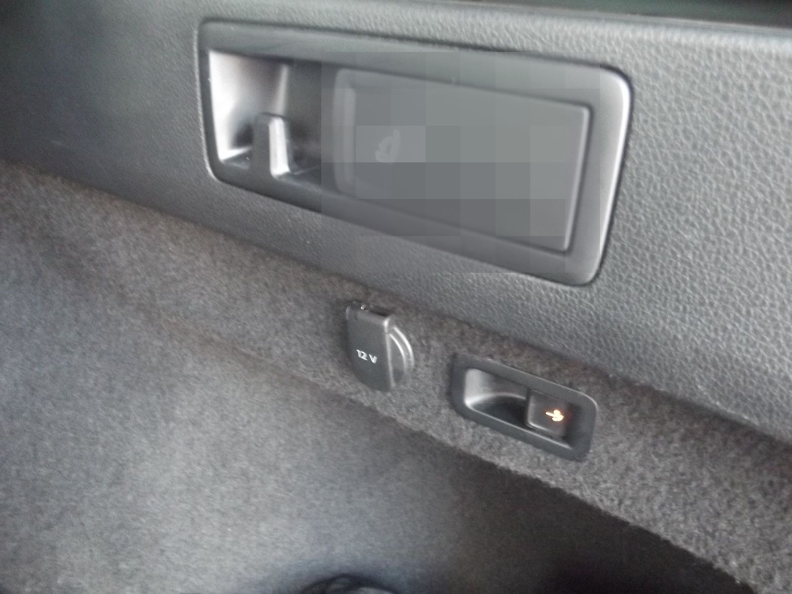 Volkswagen Passat Alltrack NAVI SHZ PANO AUTOMATIK 4x4 AHK foto 11