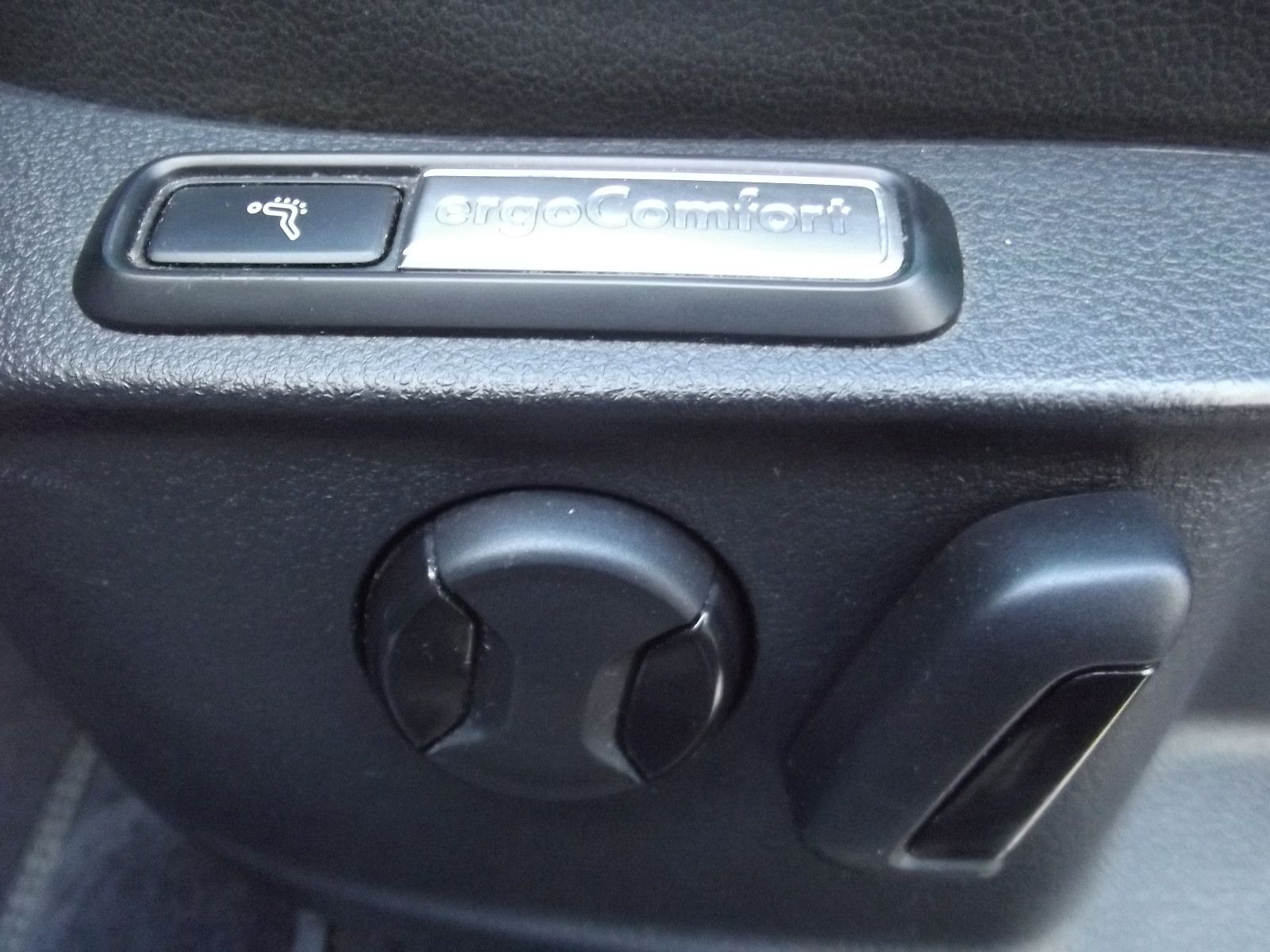 Volkswagen Passat Alltrack NAVI SHZ PANO AUTOMATIK 4x4 AHK foto 19