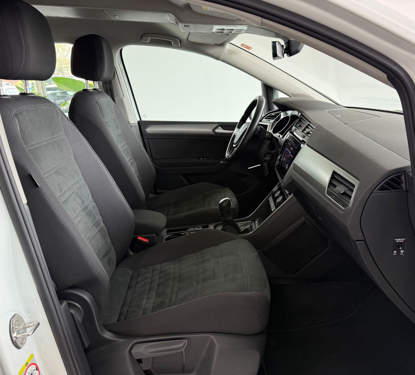 Volkswagen Touran*Comfl*Navi*Kamera*Massage*App-Con* foto 9