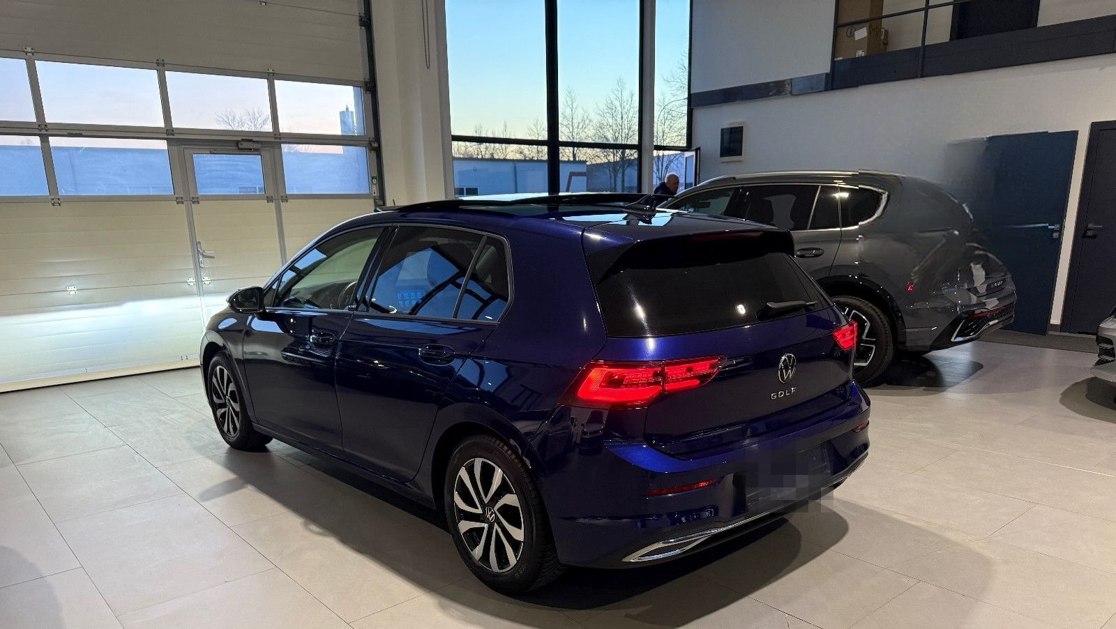 Volkswagen Golf VIII 2.0 TDI DSG AID/HUD/MATRIX/PANO/AHK foto 4