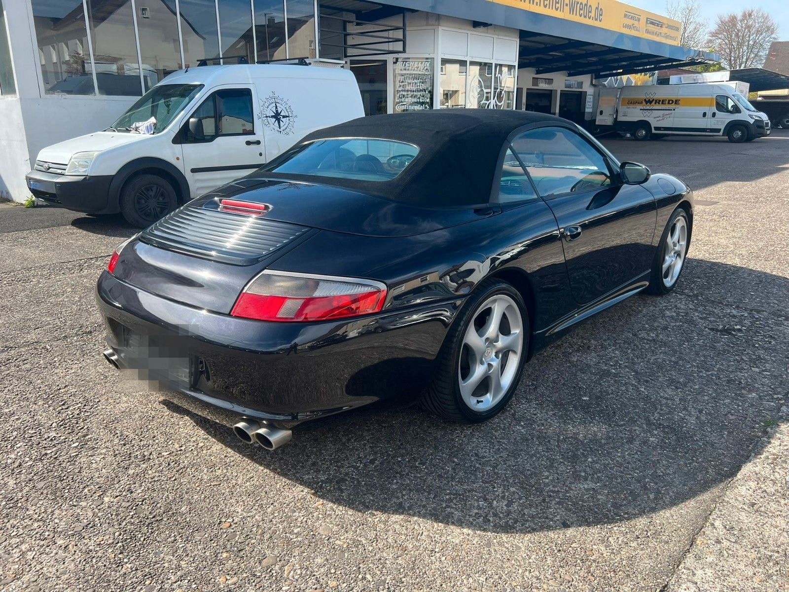 Porsche 911 Carrera 4 X 4 Kabrio foto 4