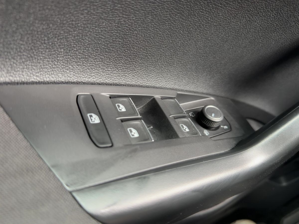 Volkswagen Taigo 1.0 TSI DSG STYLE LED+NAVI+APP+ACC+SHZ+PDC foto 15