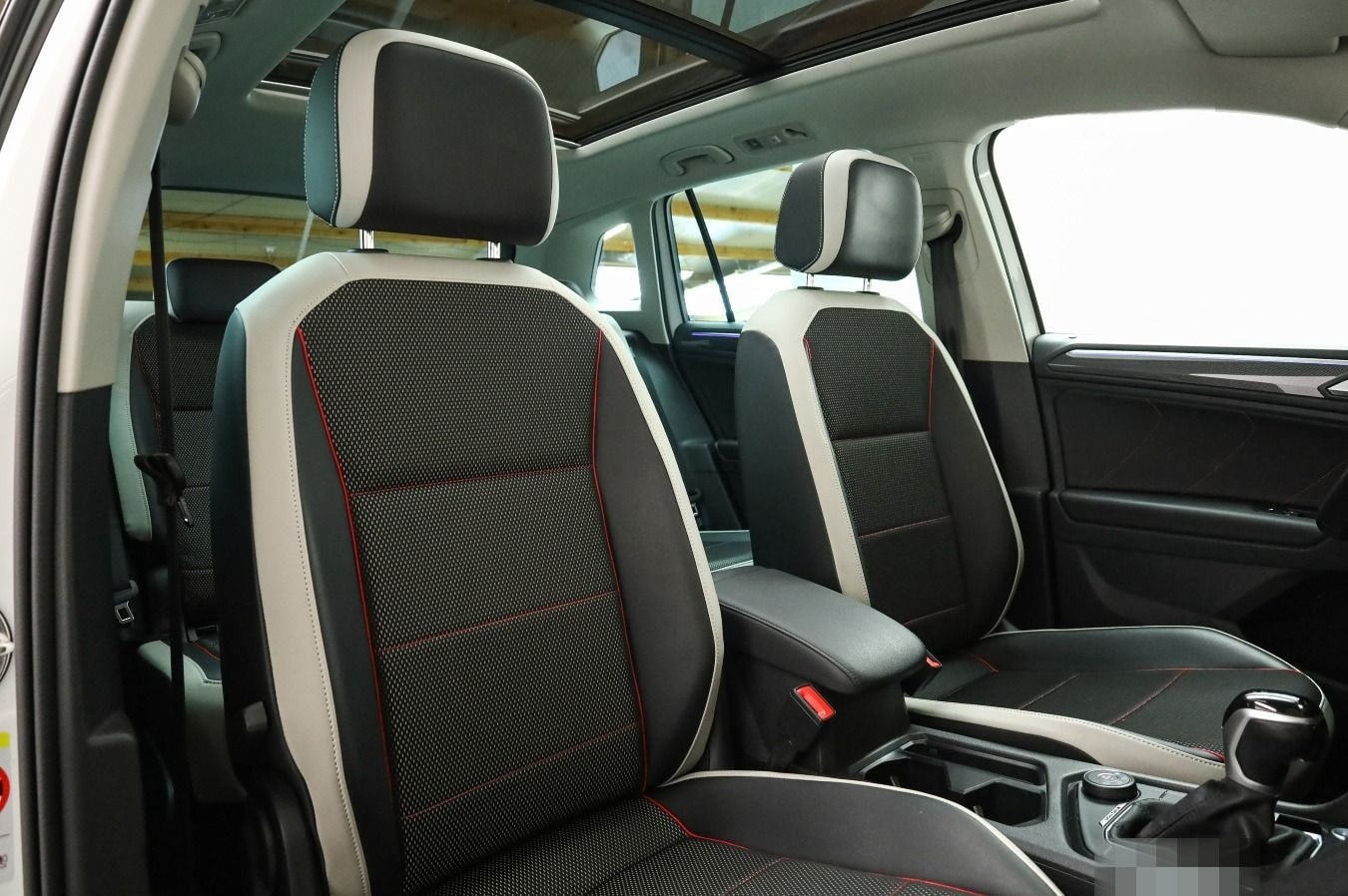 Volkswagen Tiguan 2.0 TDI 4M URBAN SPORT, MATRIX, PANO, AHK foto 15