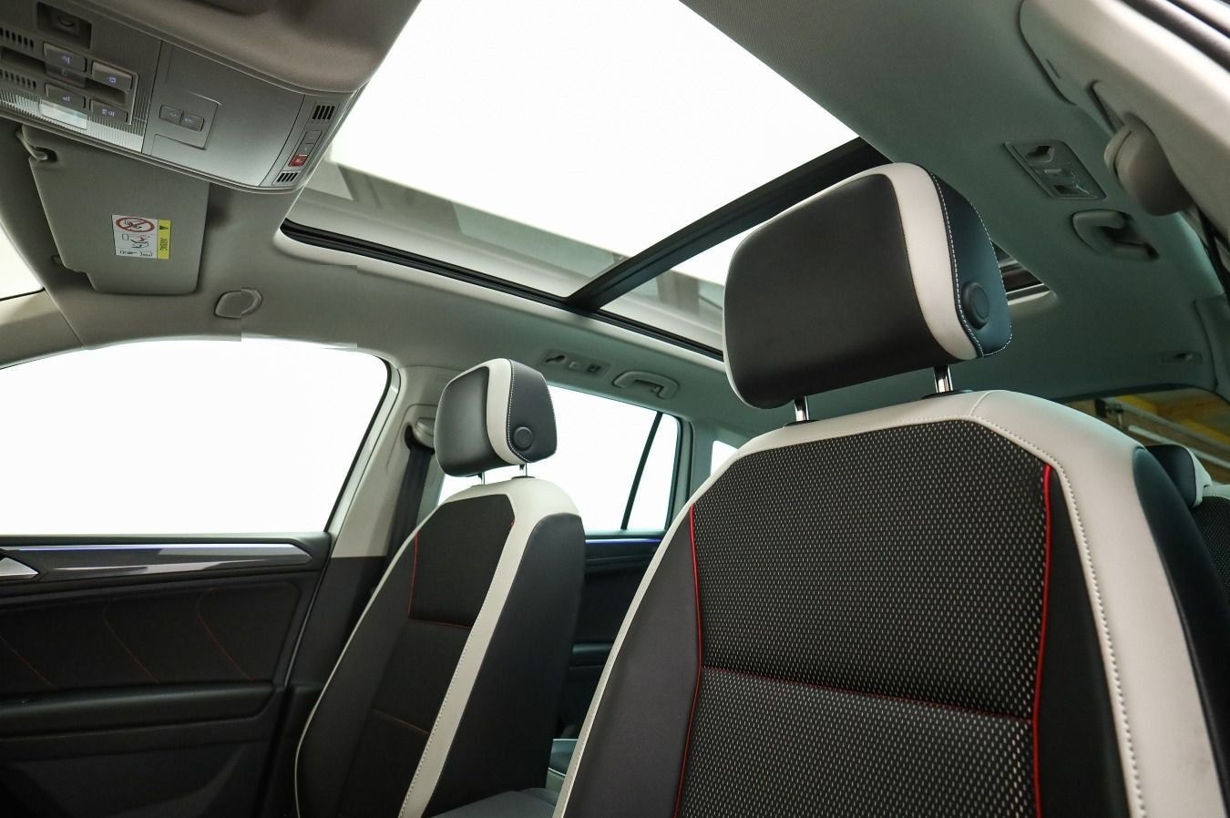 Volkswagen Tiguan 2.0 TDI 4M URBAN SPORT, MATRIX, PANO, AHK foto 10