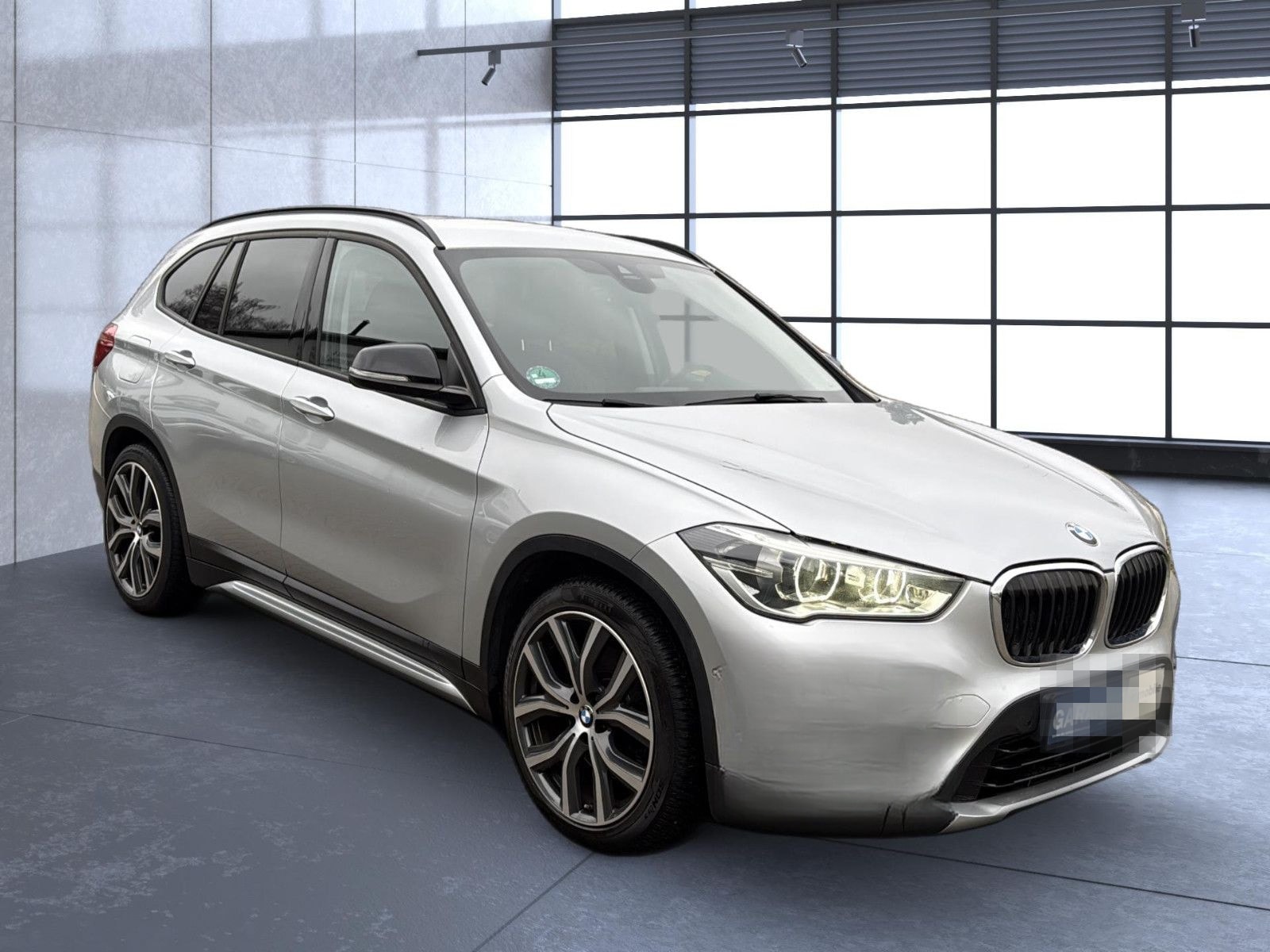 BMW X1 sDrive 20 i Sport Line/ unfallfrei/ AHK foto 1