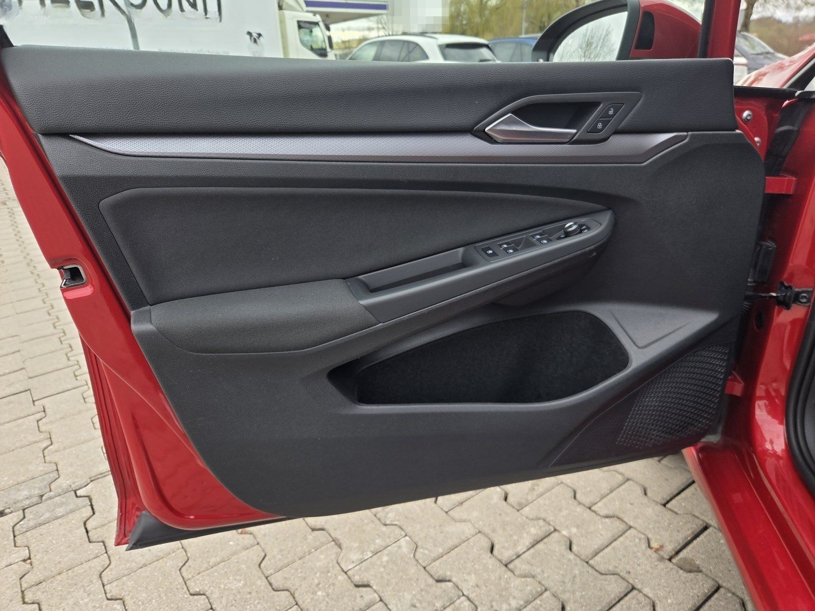 Volkswagen VIII 1.5 eTSI Active*AHK*IQ-LIGHT*IQ-DRIVE-PKT** foto 16