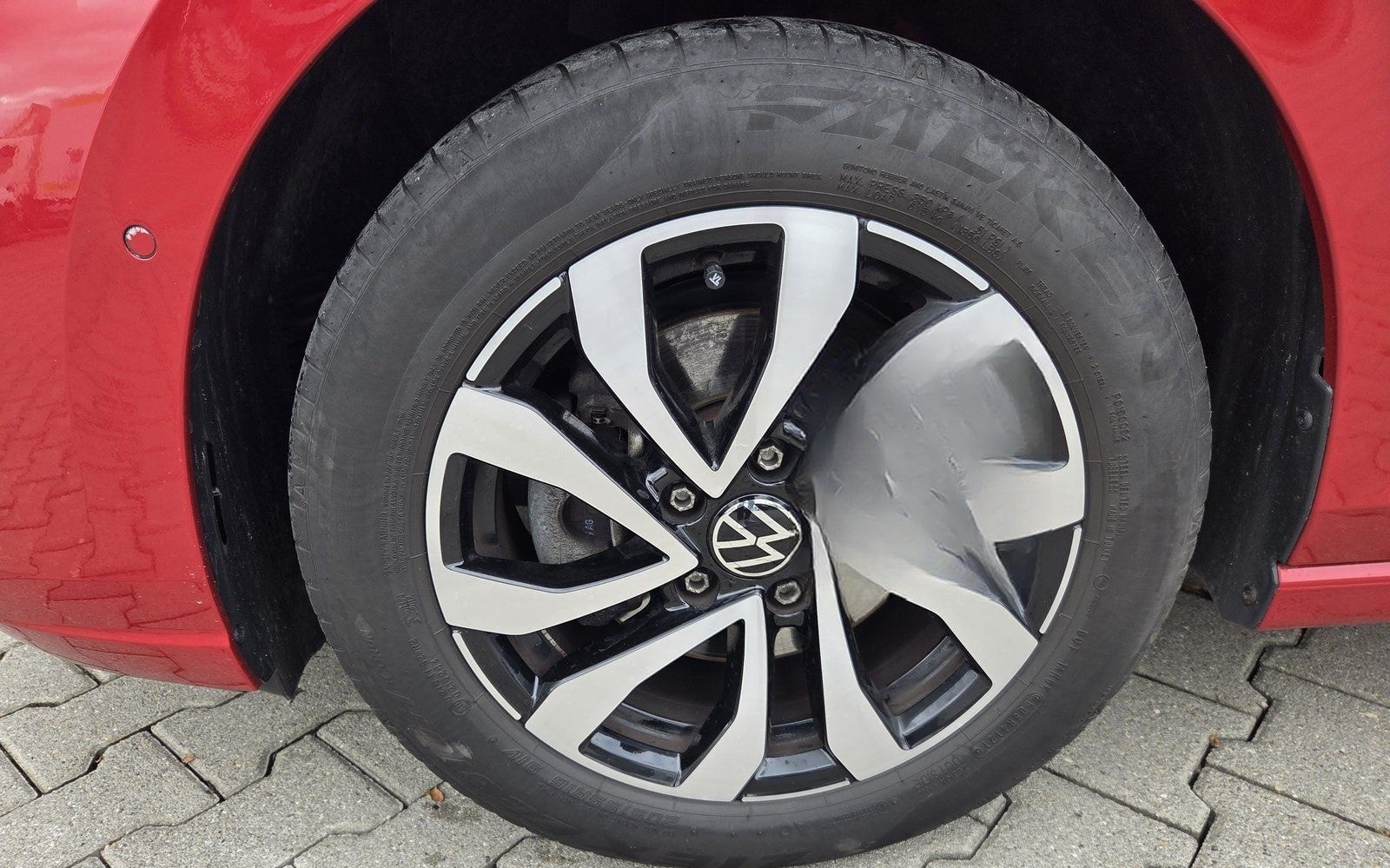 Volkswagen VIII 1.5 eTSI Active*AHK*IQ-LIGHT*IQ-DRIVE-PKT** foto 9