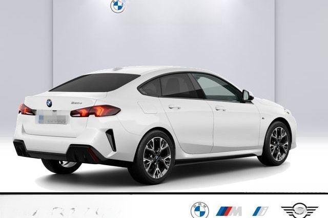 BMW 220d Gran Coupe M Sportpaket Autom HUD HiFi 18" foto 5