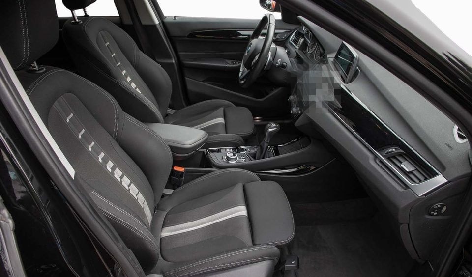 BMW X1 xDrive20i A Sport Line Autom Navi LED Sitzhzg foto 3