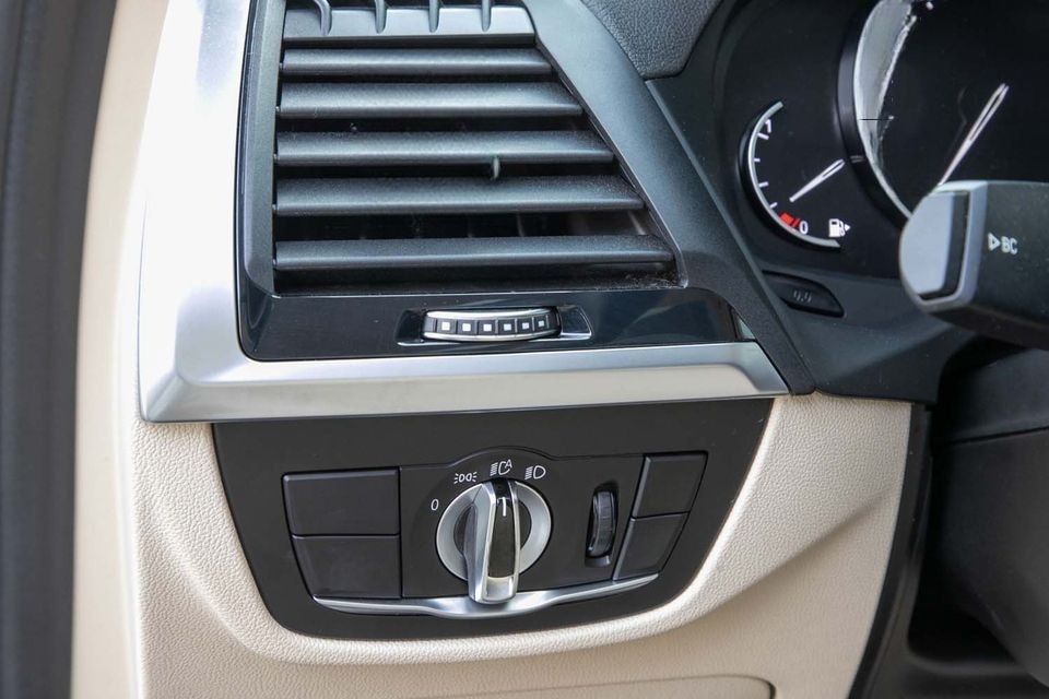 BMW X4 xDrive20d Advantage Aut. Navi Pano AHK Sitzhz foto 10