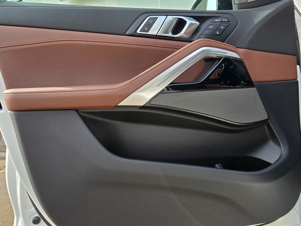 BMW X6 xDrive40d M Sportpaket Pro*AHK*Standhzg*Pano* foto 14