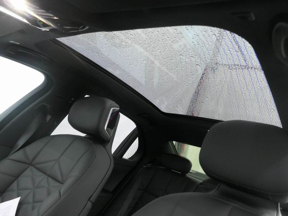 BMW 740d xDrive M Sportpaket Standhzg SkyLounge 21" foto 11