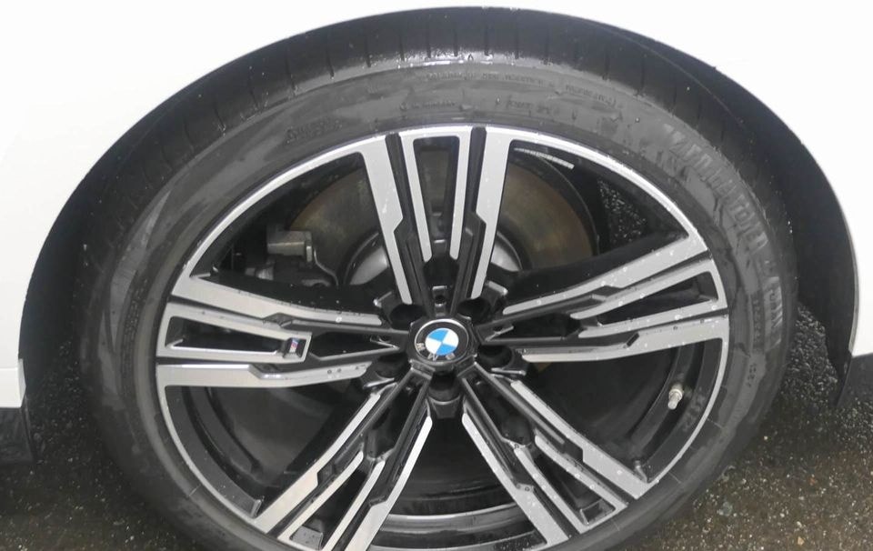 BMW 740d xDrive M Sportpaket Standhzg SkyLounge 21" foto 13