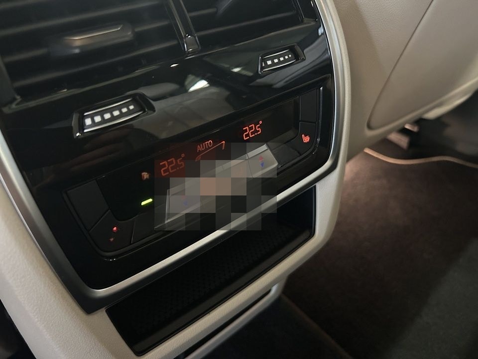 BMW X5 M60i B&W Massage 22" foto 17