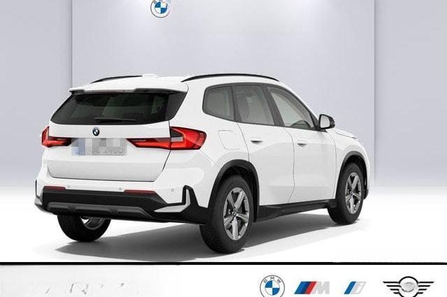 BMW X1 sDrive20i Autom Navi HeadUp Klima LED 360° foto 2