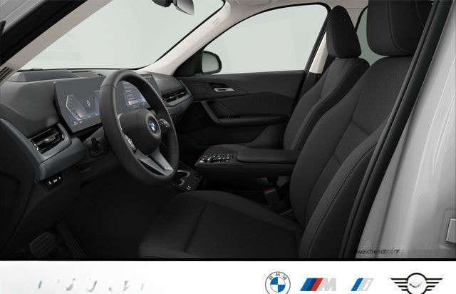 BMW X1 sDrive20i Autom Navi HeadUp Klima LED 360° foto 3
