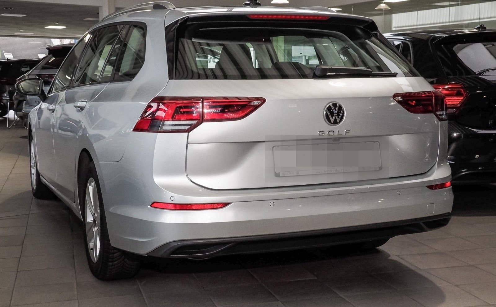 Volkswagen Golf VIII Variant Business 1.5 eTSI DSG!Discover foto 4