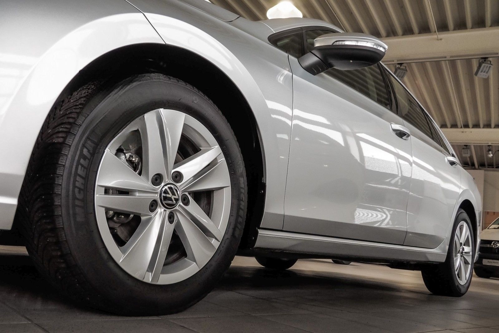 Volkswagen Golf VIII Variant Business 1.5 eTSI DSG!Discover foto 5