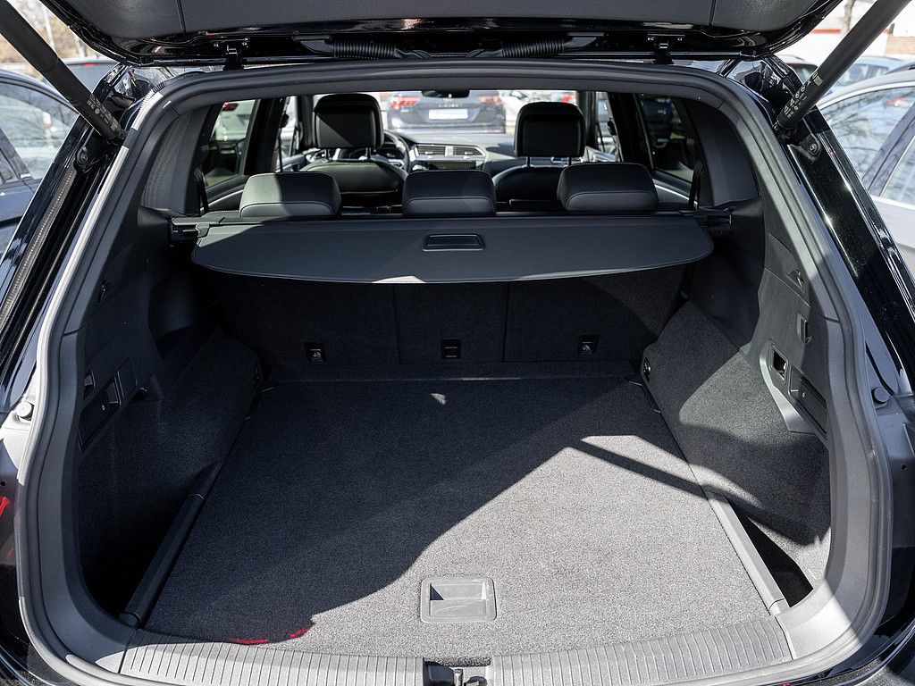 Volkswagen Tiguan Allspace 2.0 TSI R-Line 4M AHK NAVI SHZ foto 15