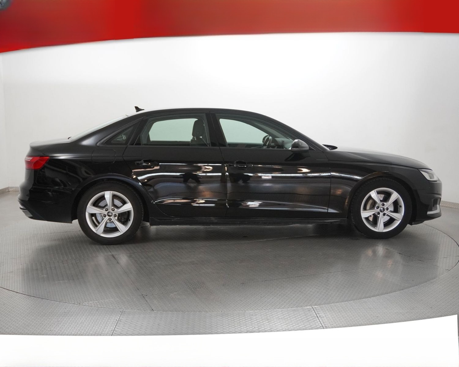 Audi A4 40d S-Tr Advanc Sport LEDER+SHZ+NAV+LED+TEMP+ foto 2